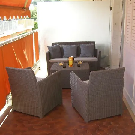 Apartment Patiolarium *